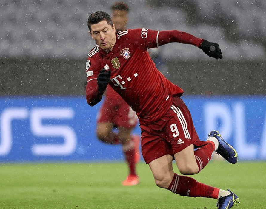 风云突变！阿贾克斯赛前造点机会，意甲版图或变，信心回归，赛程密集仍需轮换(阿贾克斯换帅后的最新消息今天)