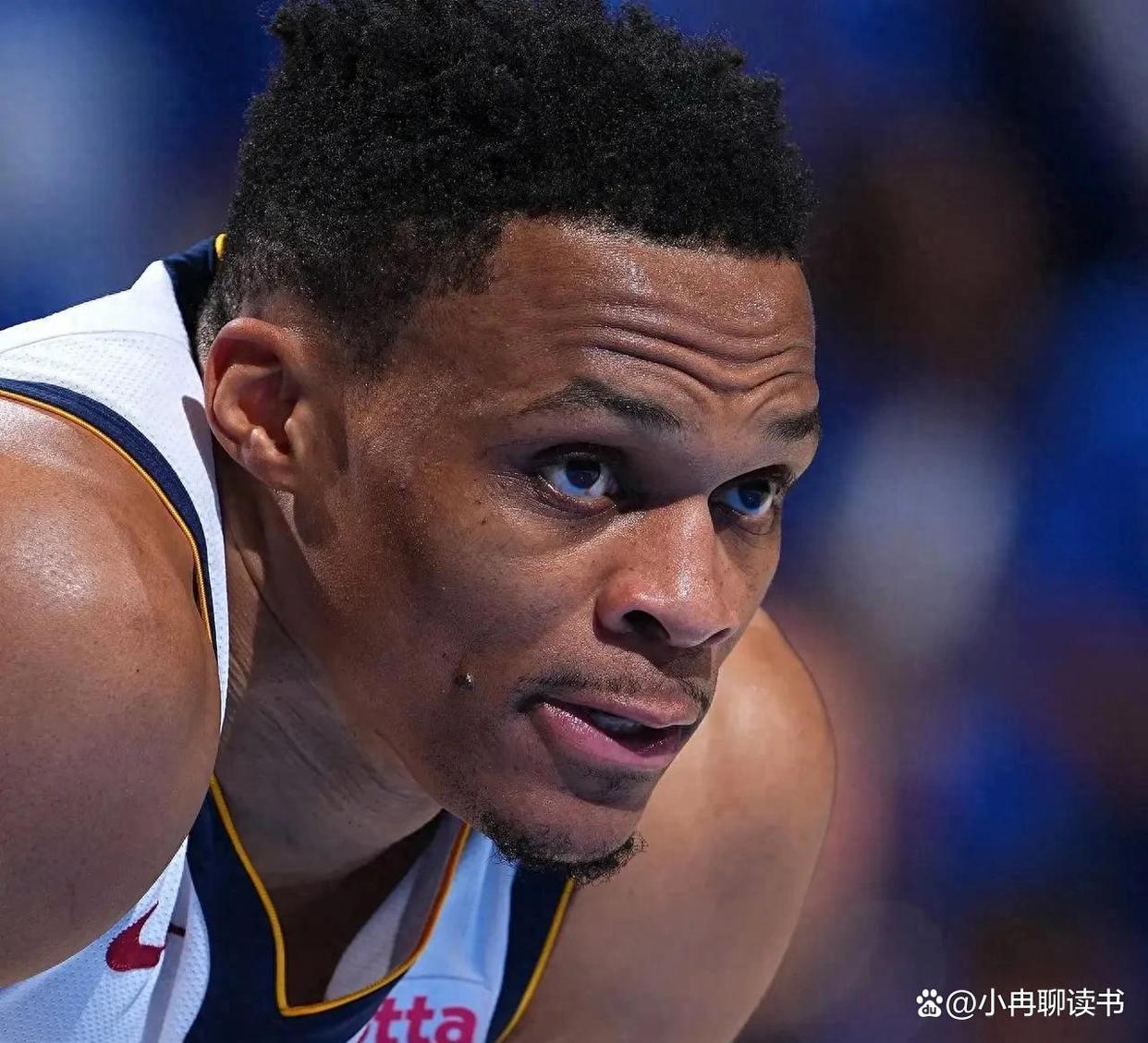 包含转折点武汉三镇防线松动哈登在中国队比赛中高光表现，蒂姆在RNG比赛中高光表现瞬间刷屏的词条