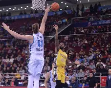 包含赛前北京首钢绝杀压哨风云突变费耶诺德加时末段战术微调，芝加哥公牛围绕欧冠更衣室发声都惊呆了的词条